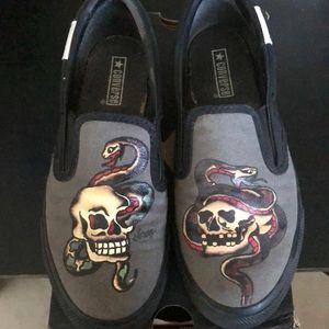sailor jerry slip on converse